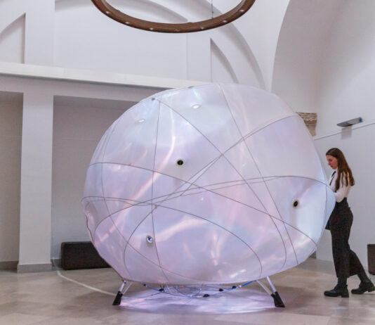 esfera sensorial Synesthesia en Segovia