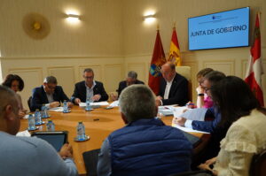 Más de 230 mil euros para mobiliario en pueblos de Segovia