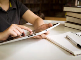 Ocho centros segovianos reconocidos por la integración de nuevas tecnologías Ocho centros segovianos reconocidos