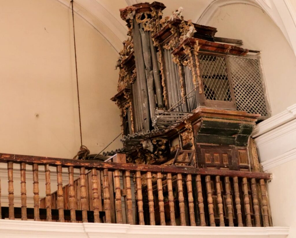 órgano barroco del pueblo de Segovia