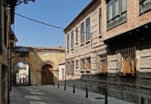 Corte de tráfico en esta calle de Segovia por trabajos en el alcantarillado casa más cara de Segovia en venta