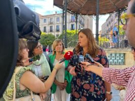 PSOE denuncia 'la mayor subida de impuestos'