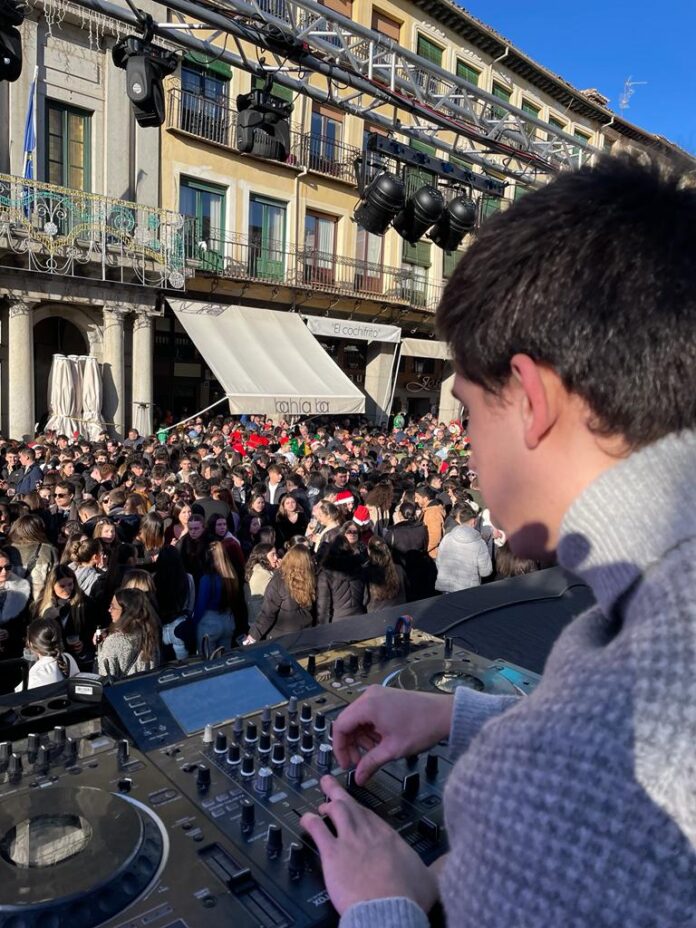 Ocho DJs en la Tardebuena de Segovia