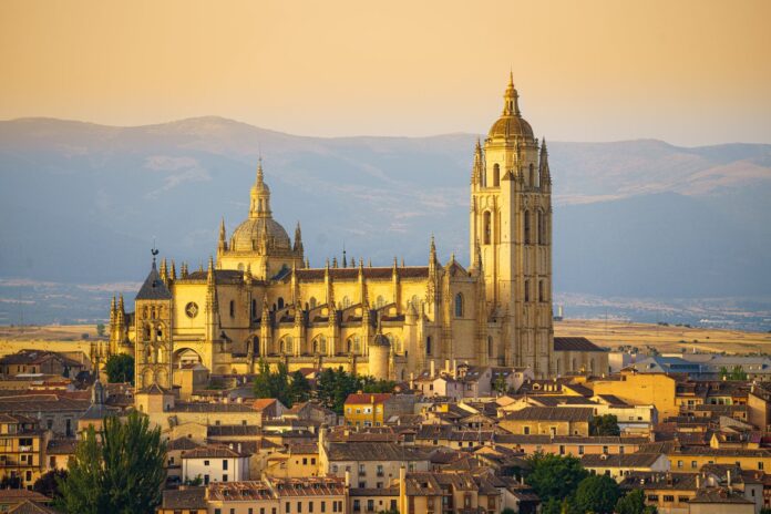 serpiente en la Catedral de Segovia