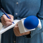 PrecariedadPrecariedad e intrusismo en el periodismo laboral e intrusismo