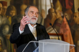 Un segoviano, Medalla de Oro al Mérito en las Bellas Artes