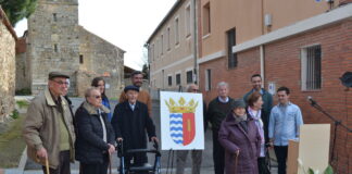 pueblo de Segovia estrena escudo