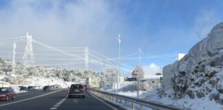 Aviso de nieve en Segovia en el puente