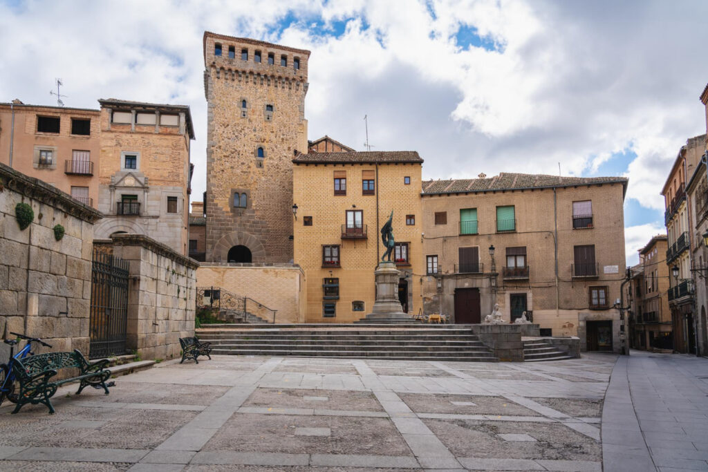 La historia se escribe desde Segovia de Isabel como Reina de Castilla