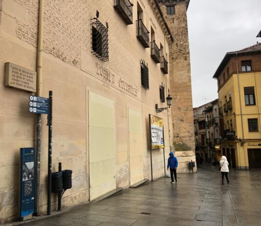 Restaurante en la calle real busca personal