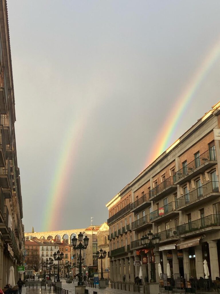 arcoiris que encandila Segovia
