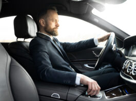 Una campaña para mejorar la seguridad en las carreteras segovianas estas navidades Caravana en Segovia