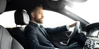 Una campaña para mejorar la seguridad en las carreteras segovianas estas navidades Caravana en Segovia