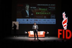 Toni Nadal llena el Juan Bravo