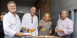 Paella de inicio del curso político