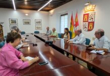 Reunión de Raquel Alonso con los jefes de servicio