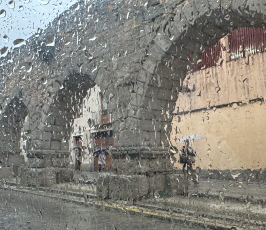 Viento y lluvia activan el aviso amarillo este sábado en Segovia Aviso amarillo por lluvias en Segovia