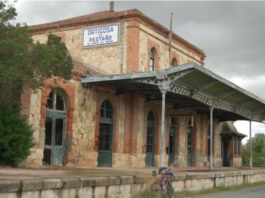 pueblo de Segovia defiende su centenaria estación