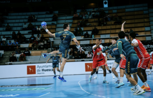Huesca no frena al Balonmano Nava