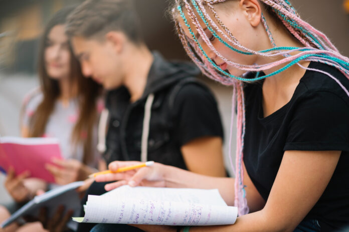 Convocadas ayudas para universitarios