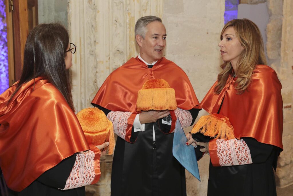 Apertura del curso de la IE en Segovia