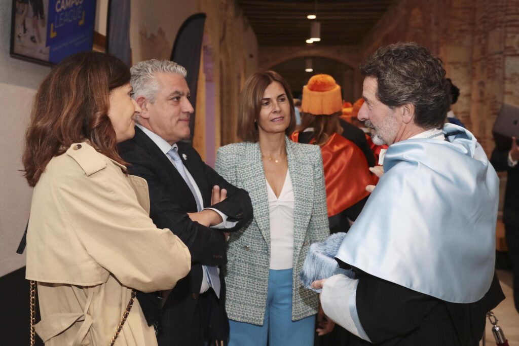 Apertura del curso de la IE en Segovia