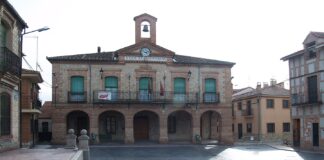 familia se instala en un pueblo de Segovia