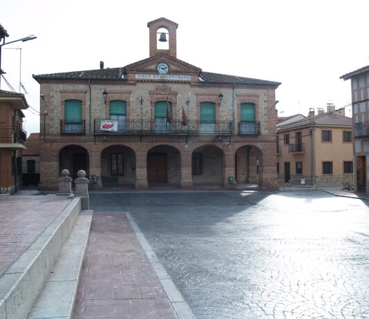 familia se instala en un pueblo de Segovia