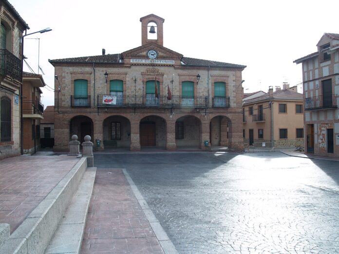 familia se instala en un pueblo de Segovia