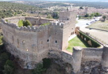 Santiago Segura y José Mota abren el castillo