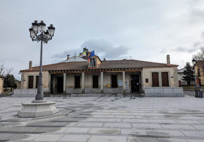 Sale a licitación el bar de un pueblo