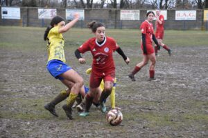 Un duelo clave en un campo impracticable