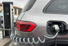 Cargar coche eléctrico