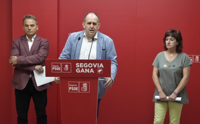 PSOE de Segovia niega sobresueldos