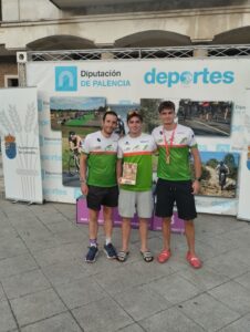 El club segoviano que brilla en el Campeonato de Triatlón de Castilla y León