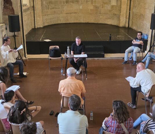 Así se prepara la reina para su coronación