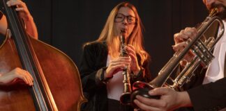 ¿Quieres unirte a una banda sinfónica? BTS te está buscando