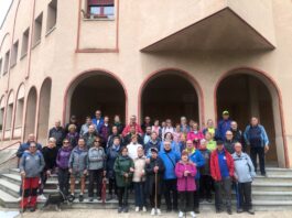 Medio centenar de segovianos participaron en la VI Marcha San Frutos Foto de familia de la IV Marcha de San Frutos