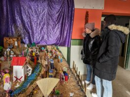 Más de tres décadas de preciosos belenes en la provincia de Segovia Foto del concurso de belenes de la diputación, colegio San Gil de Cuéllar