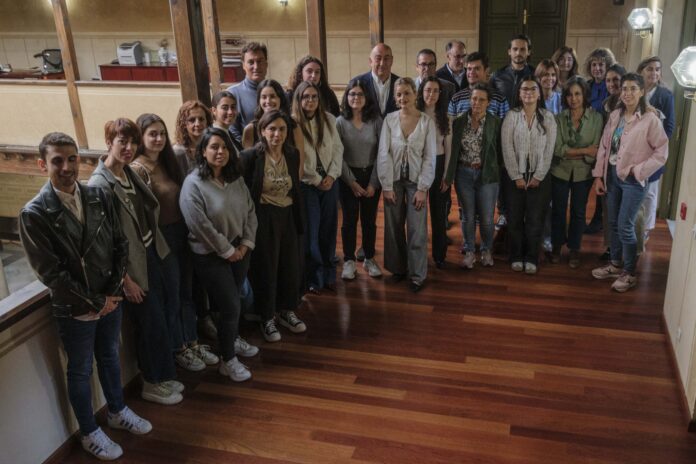 20241004_Recepcion Becarios Miguel Angel Vicente_KAM6218 NP Diputación Becas Diputación