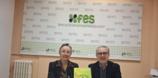 Firma del convenio entre la FES y el Ayuntamiento de Fuentepelayo