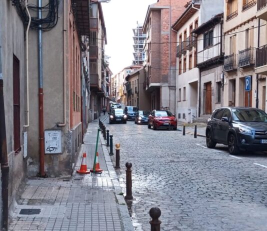 Suspendido el suministro de agua potable en dos calles de Segovia Agua potable calles Segovia