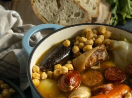 Cocido, focaccias y cerveza en la Feria del Ganado de un pueblo de Segovia