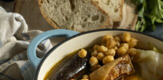 Cocido, focaccias y cerveza en la Feria del Ganado de un pueblo de Segovia