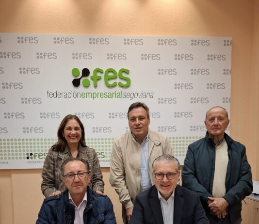 Este es el nuevo miembro de la Red de Municipios Emprendedores Firma del convenio de colaboración entre la FES y el Ayuntamiento de Palazuelos de Eresma
