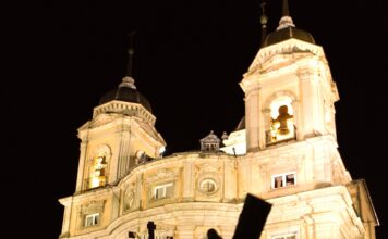 Procesión del Entierro Granja de San Ildefonso