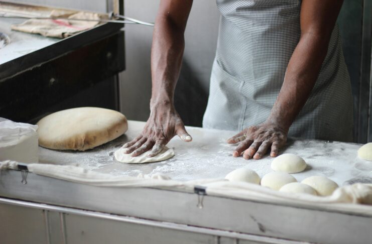 Los secretos detrás del premio a la histórica panadería de un pueblo de Segovia Premios Comercio Tradicional