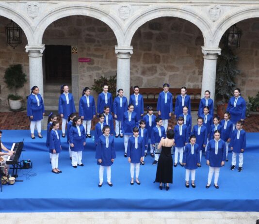Una experiencia visual y sonora en la Catedral de Segovia Concierto Escolanía de Segovia