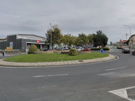 Desvío del tráfico por el asfaltado de esta rotonda de Segovia