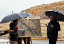 Concluye una obra clave para el saneamiento de agua de los polígonos Visita colector Tejadilla